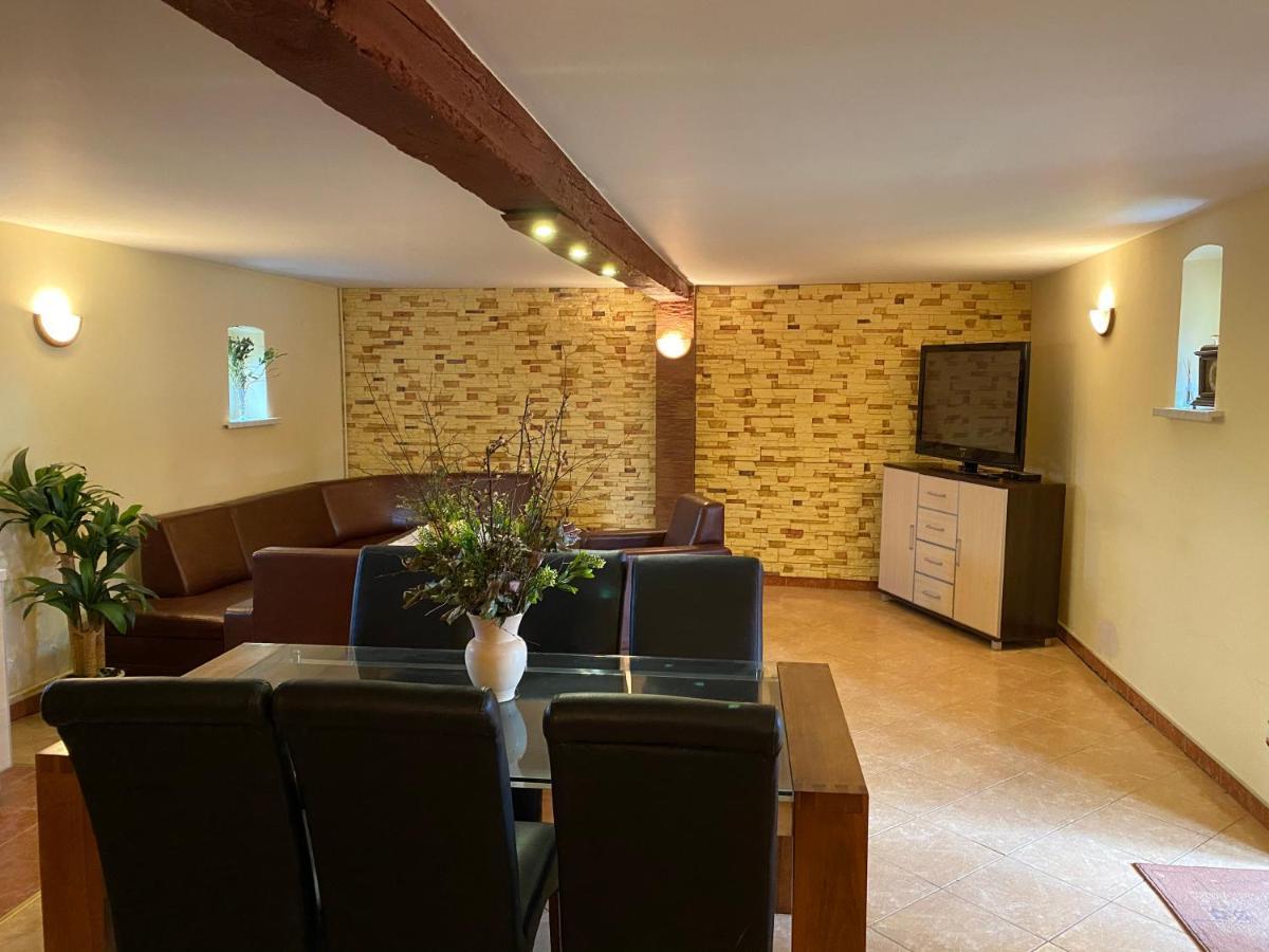 Agro Na Wapniarni Villa Biala  Kültér fotó